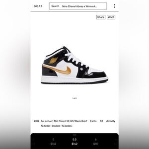 Jordan 1 Mid
Patent Black White Gold
Size 5Y